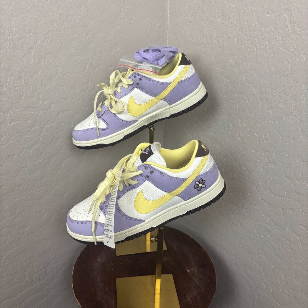 NWT - Nike - Dunk Low Premium ‘Lilac Bloom’ - Picture 4 of 6